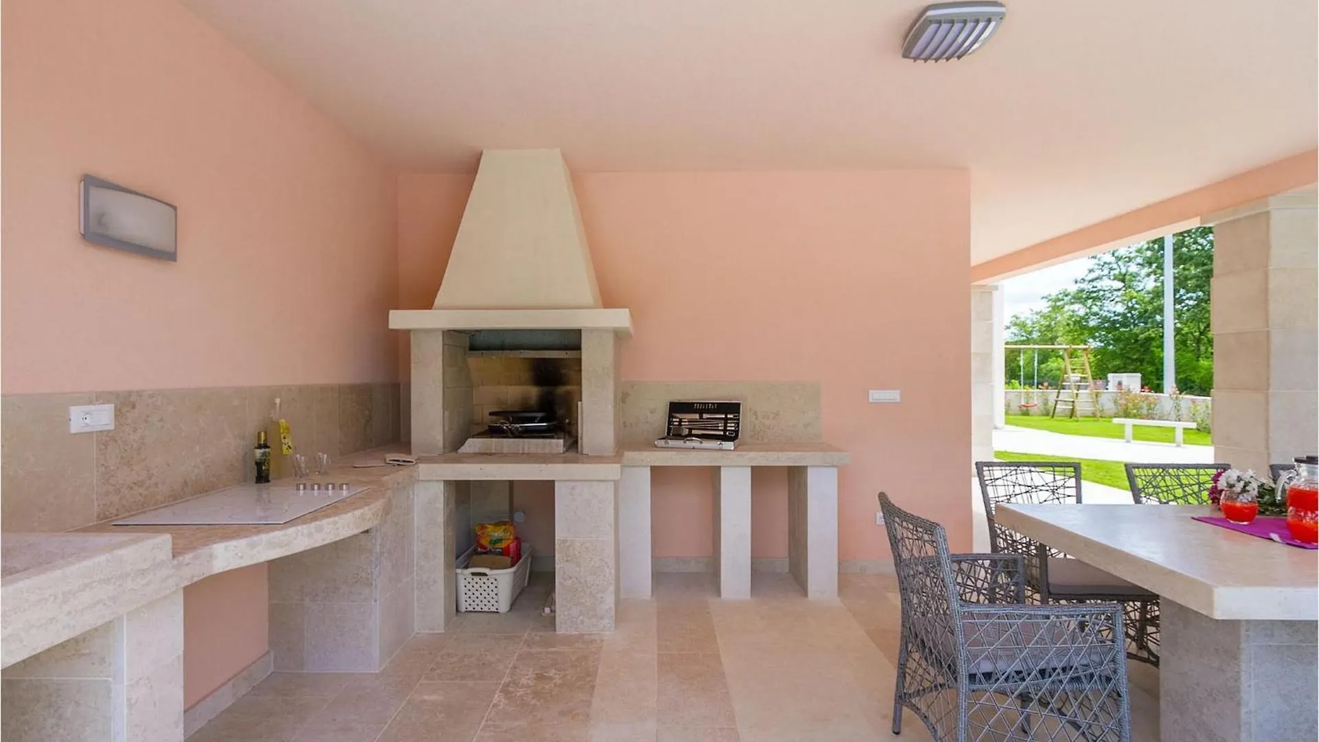 Villa Liv Pula Holiday home